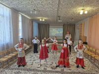 День воссоединения Крыма с Россией!